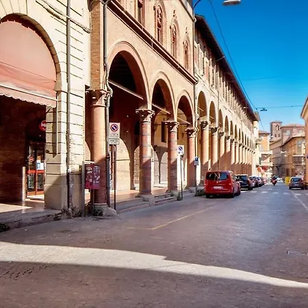 Appartement Ground Floor Luxe Historic Studio City Centre Bologna