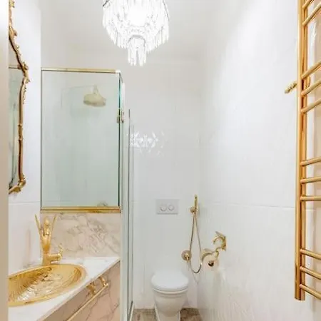 Ground Floor Luxe Historic Studio City Centre Appartement